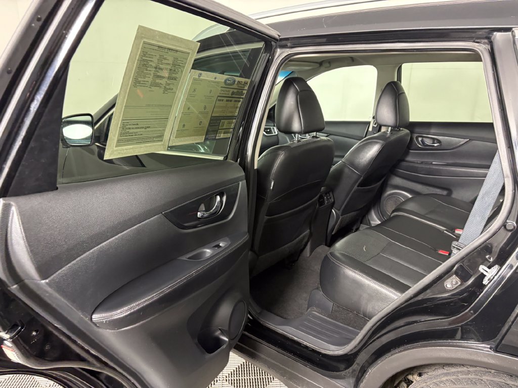 Used 2016 Nissan Rogue SL AWD/4WD image 27
