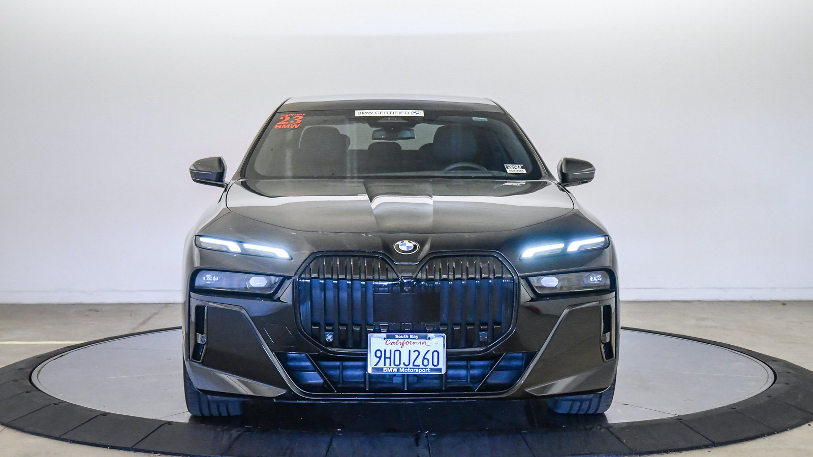 Certified 2023 BMW 740i w/ Parking Assistance Package RWD image 7