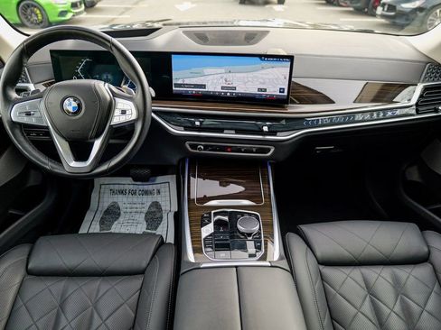 Used 2024 BMW X7 xDrive40i image 46