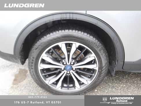 Used 2022 Ford Escape SEL w/ SEL Stealth AWD Package image 14