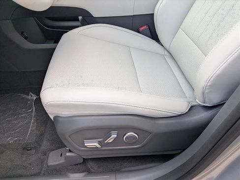 New 2026 Hyundai Santa Fe SEL w/ Tow & Go Package FWD image 4