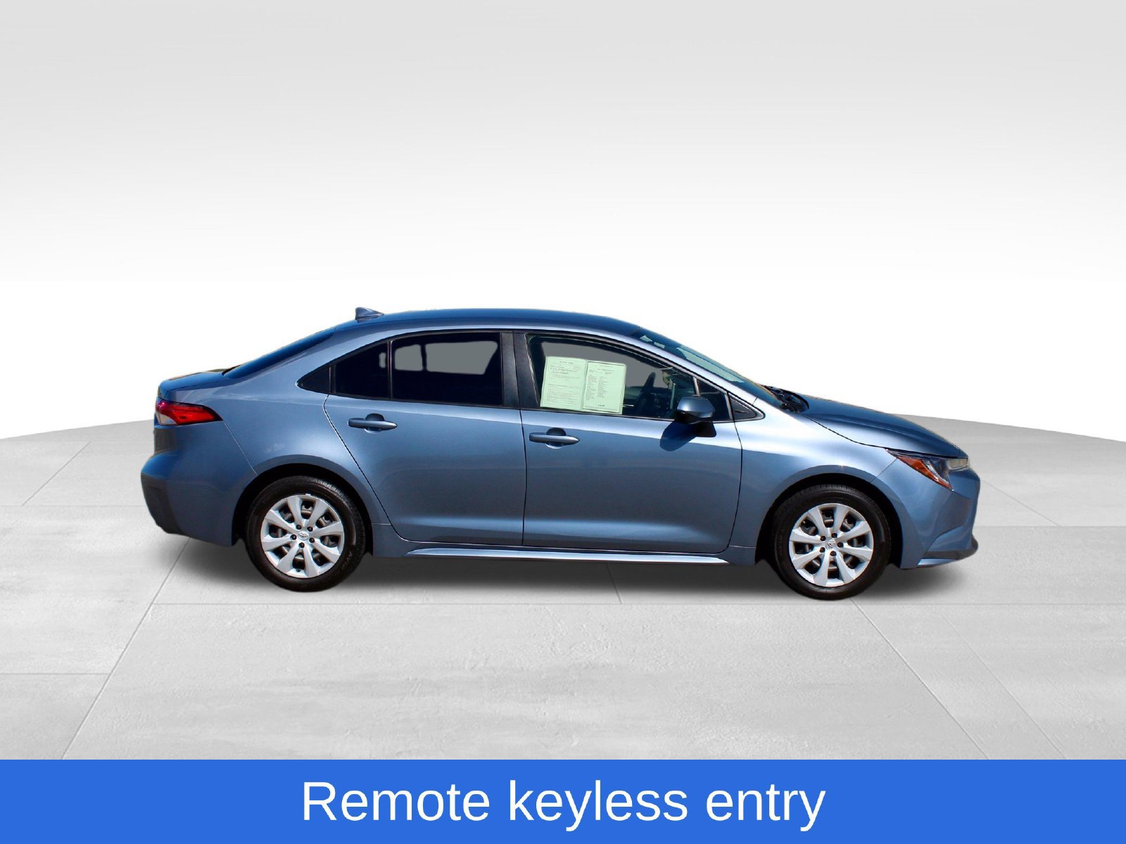 Used 2021 Toyota Corolla LE w/ Carpet Mat Package (TMS) FWD image 6