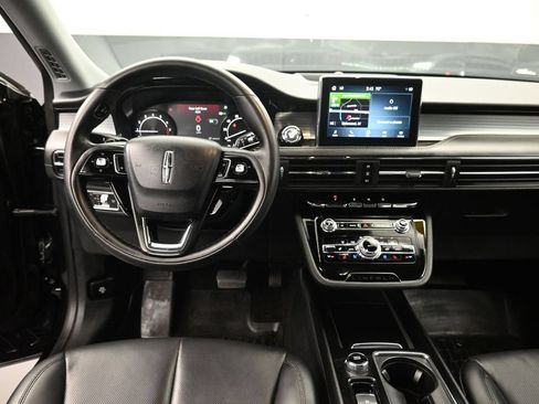Used 2022 Lincoln Corsair AWD w/ Equipment Group 101A image 11