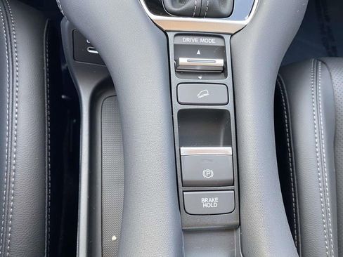 New 2026 Honda HR-V EX-L image 28