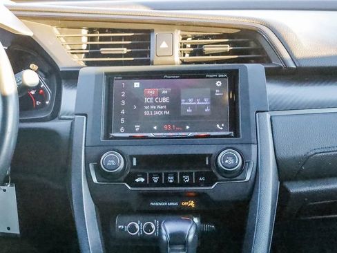 Used 2019 Honda Civic Sport image 14