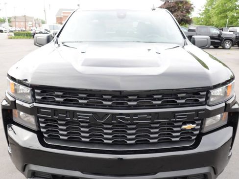 Used 2021 Chevrolet Silverado 1500 Custom w/ Safety Confidence Package AWD/4WD image 7