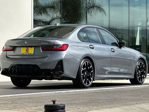 Used 2025 BMW M340i w/ Premium Package RWD image 3