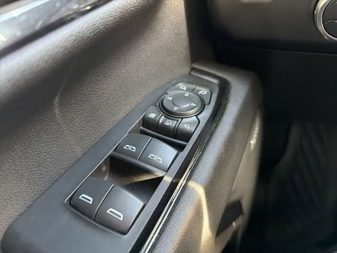 Used 2024 GMC Sierra 2500 AT4 w/ AT4 Premium Plus Package image 18