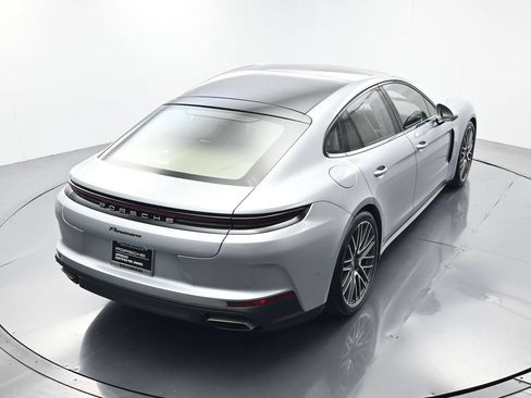 Certified 2026 Porsche Panamera w/ Premium Package RWD image 36