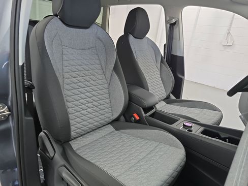 New 2026 Volkswagen Tiguan S image 10