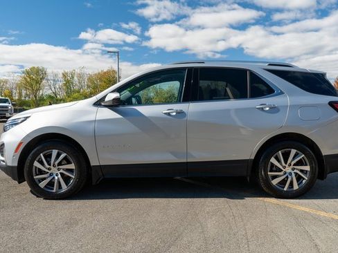 Used 2022 Chevrolet Equinox Premier image 9