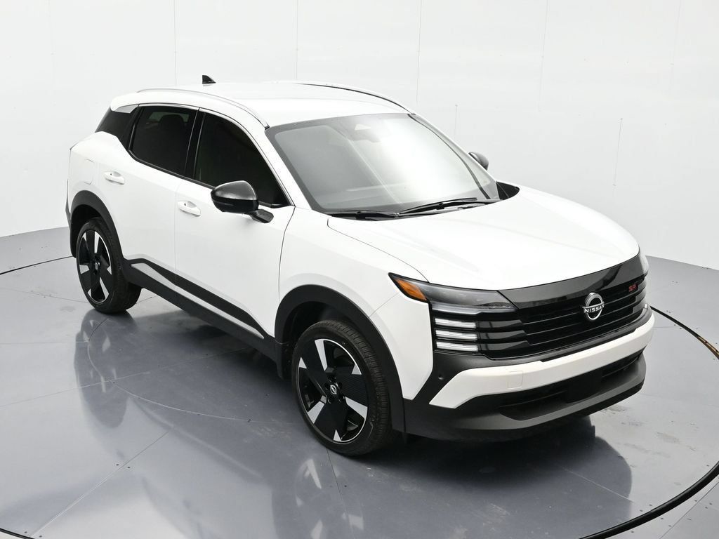 New 2026 Nissan Kicks SR FWD image 28