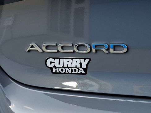 Used 2025 Honda Accord Sport image 32