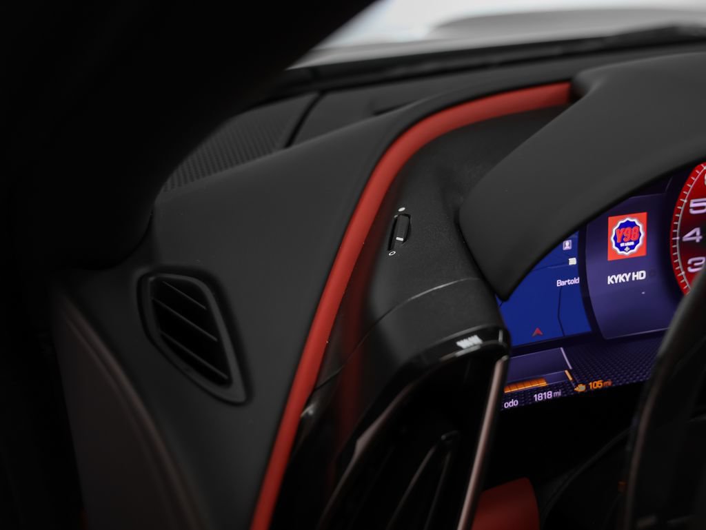 Certified 2025 Ferrari Roma Spider RWD image 50