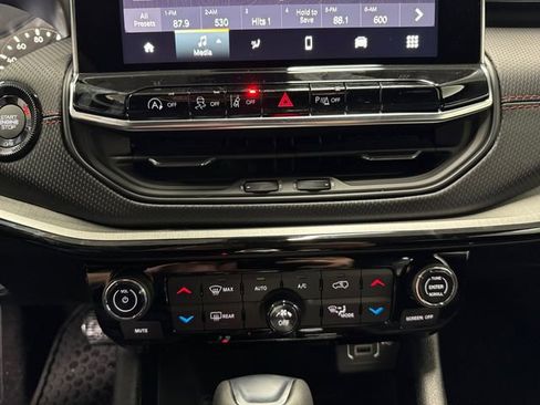 New 2026 Jeep Compass Trailhawk image 3