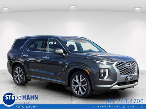 Used 2022 Hyundai Palisade Limited w/ Winter Package AWD/4WD image 1