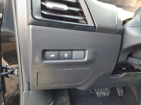 New 2026 Nissan Sentra SV image 18