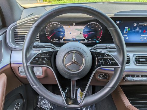 Certified 2024 Mercedes-Benz GLE 350 4MATIC w/ AMG Line Exterior image 19