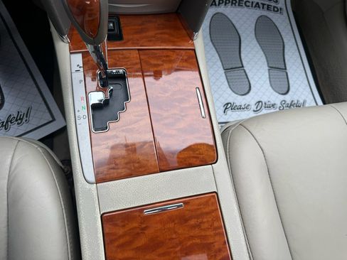 Used 2010 Toyota Camry image 23