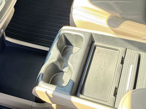 Certified 2024 Honda Odyssey Touring image 29