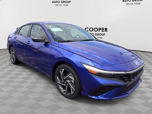 New 2025 Hyundai Elantra Sport image 1