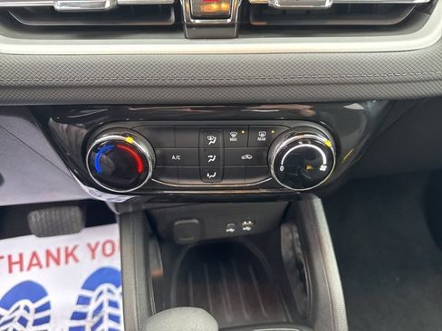 Used 2025 Chevrolet TrailBlazer LT image 22