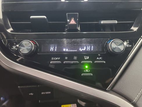 Used 2024 Toyota Camry XSE image 33