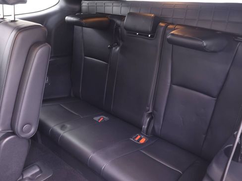 Used 2021 Toyota Highlander XSE AWD/4WD image 14