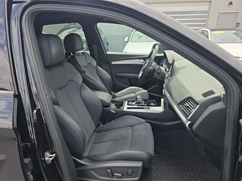 Used 2023 Audi Q5 e Premium Plus w/ Premium Plus Package AWD/4WD image 10