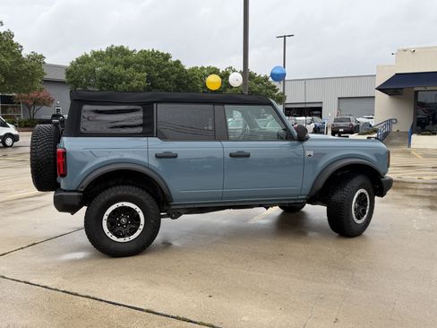 Certified 2023 Ford Bronco Big Bend w/ Sasquatch Package AWD/4WD image 5
