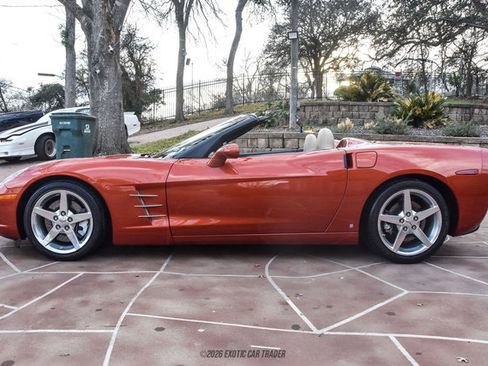 Used 2006 Chevrolet Corvette Convertible w/ Preferred Equipment Group RWD image 3