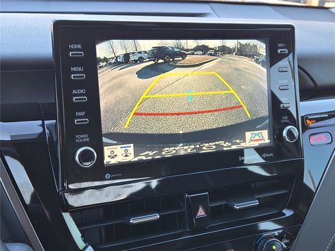 Used 2024 Toyota Camry SE w/ Cold Weather Package image 25