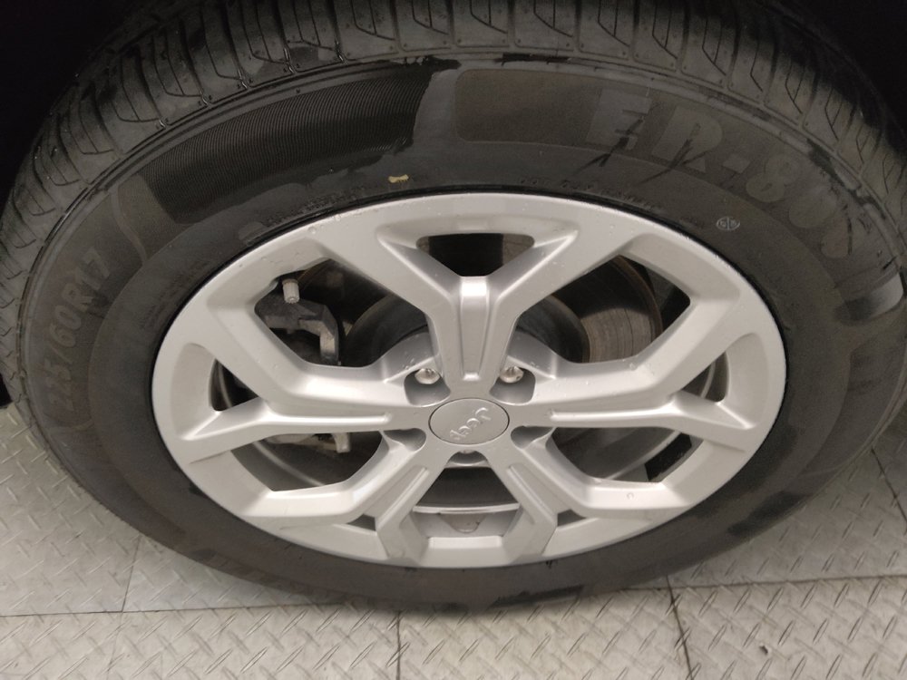Used 2024 Jeep Compass Latitude AWD/4WD image 31