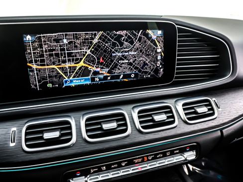 Certified 2023 Mercedes-Benz GLE 350 4MATIC w/ 3rd Row Seat Package image 22