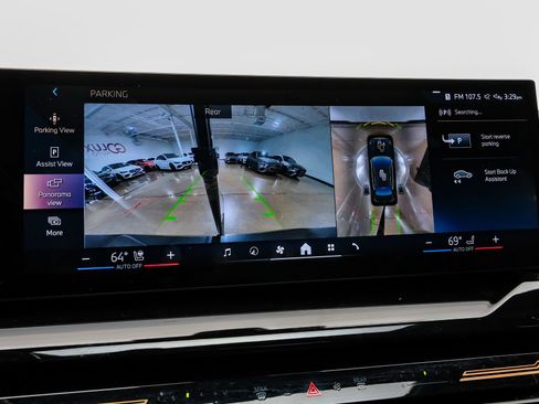 Used 2024 BMW 530i xDrive image 27