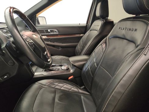 Used 2018 Ford Explorer Platinum AWD/4WD image 17