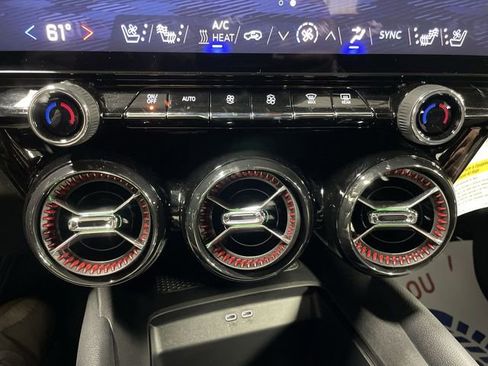 Used 2024 Chevrolet Blazer EV RS image 19