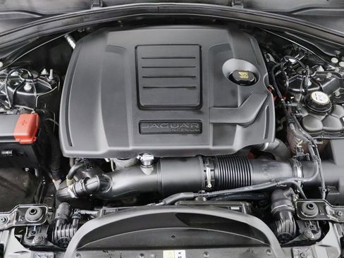 Used 2023 Jaguar F-PACE S image 27