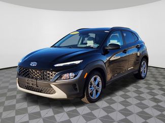 Used 2023 Hyundai Kona SEL video 2