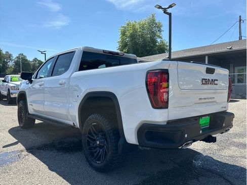 Used 2021 GMC Sierra 1500 AT4 w/ AT4 Premium Package AWD/4WD image 5