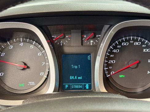 Used 2011 Chevrolet Equinox LT w/ All-Star Package image 13