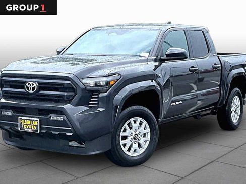 Used 2025 Toyota Tacoma SR5 AWD/4WD image 1
