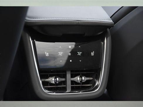 Certified 2025 Volvo EX90 Ultra image 15