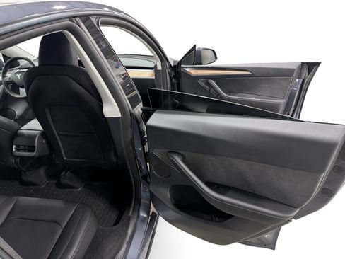 Certified 2023 Tesla Model Y Performance AWD/4WD image 12