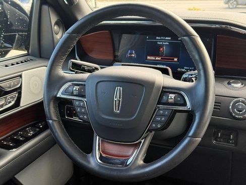 Certified 2023 Lincoln Navigator Reserve image 18