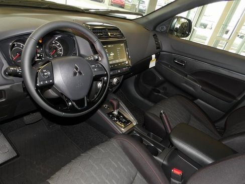 New 2025 Mitsubishi Outlander Sport AWD image 12