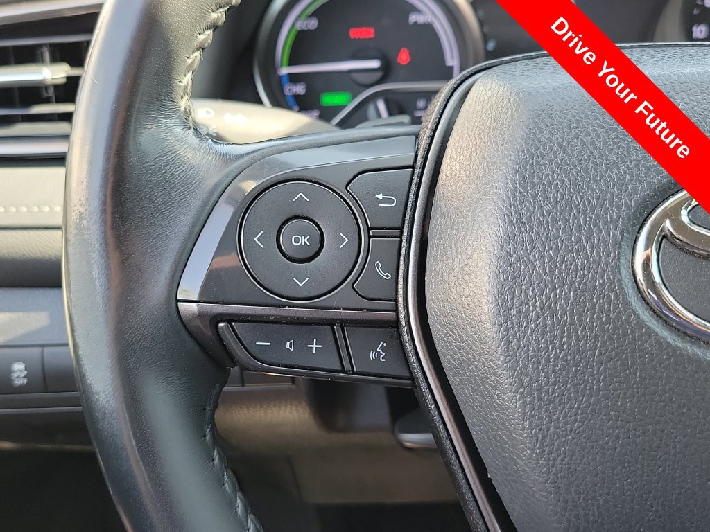 Used 2022 Toyota Camry XSE FWD image 7