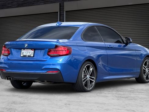 Used 2020 BMW 230i Coupe w/ M Sport Package image 4