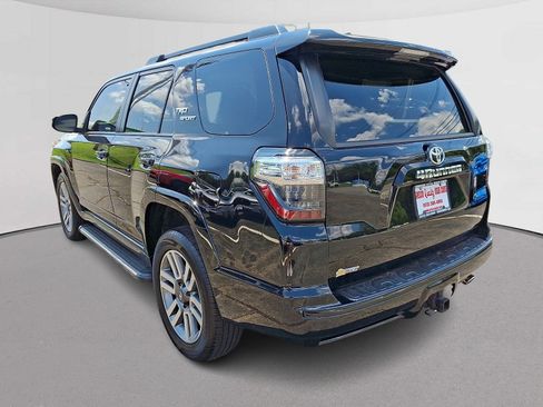 Used 2022 Toyota 4Runner TRD Sport AWD/4WD image 7