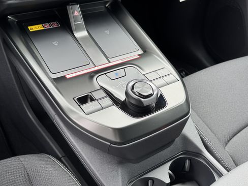 New 2026 Toyota C-HR AWD/4WD image 18